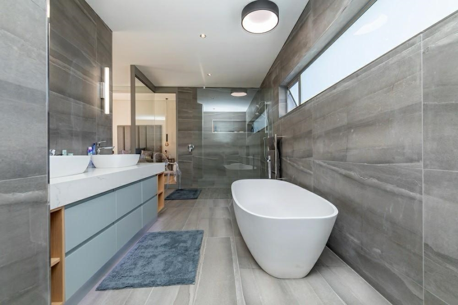 To Let 3 Bedroom Property for Rent in Sunset Beach Western Cape